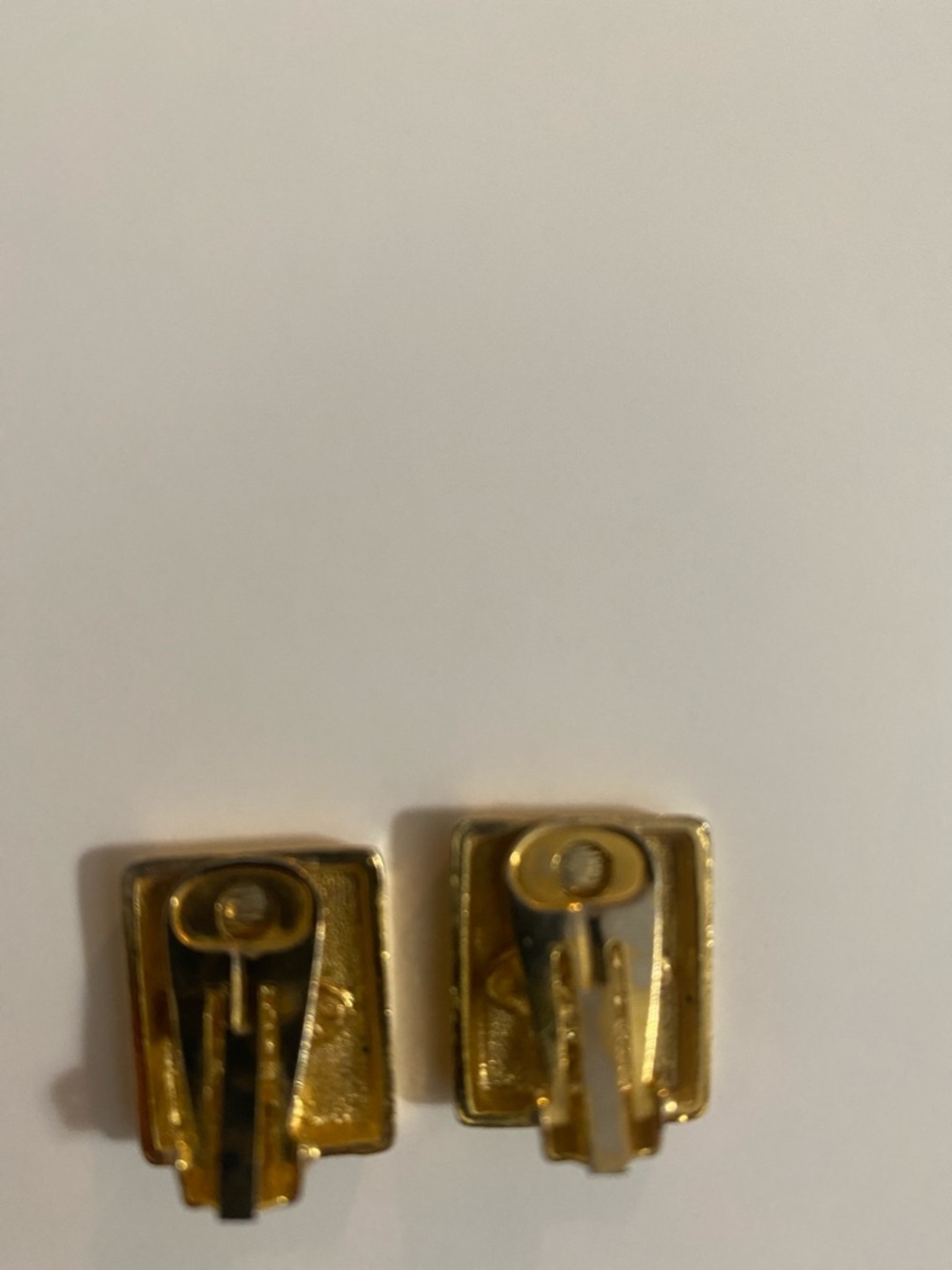 CHANEL Black and Gold Rectangular CC Clip-On Earrings - Picture 3 of 8